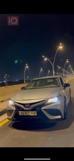 تۆیۆتا کامری